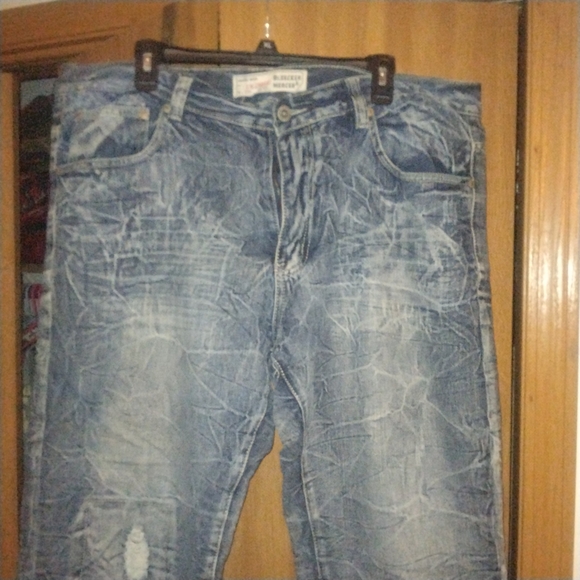 Bleecker&Mercer Slim Straight Jeans - Picture 3 of 8